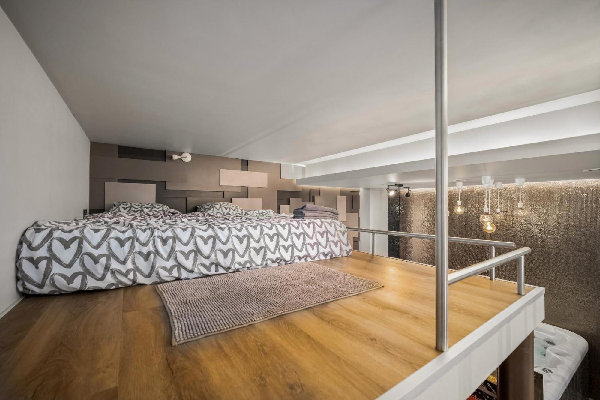 Secret Lounge - Cozy Studio With Sauna And Jacuzzi Vilnius Exterior photo